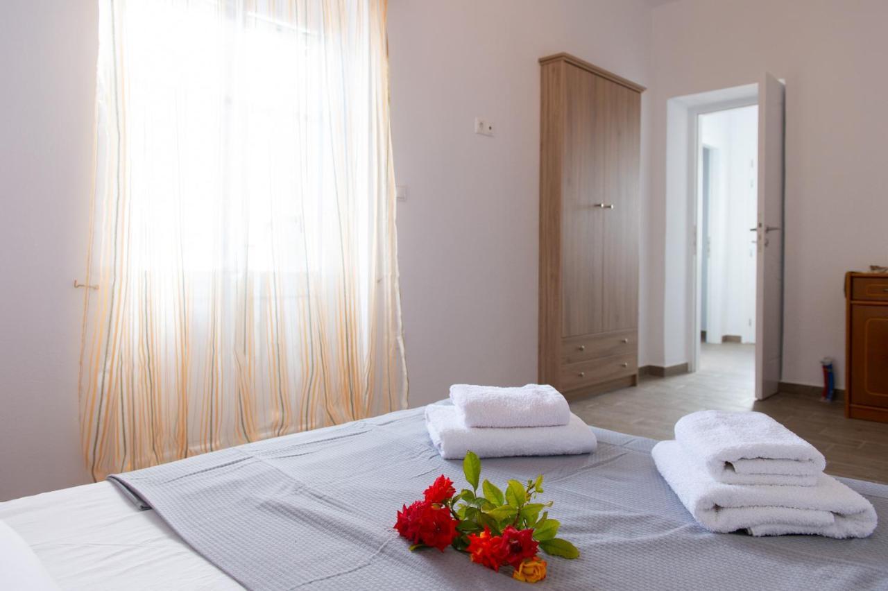 Apartament Mosxa House Artemonas Zewnętrze zdjęcie